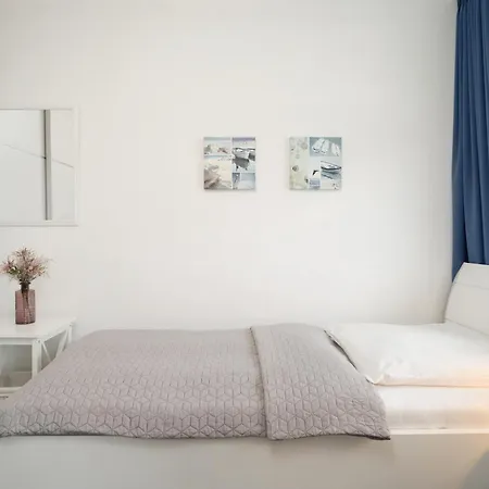 Ferienwohnanlage Leuchtturmweg Nordwind * Kellenhusen